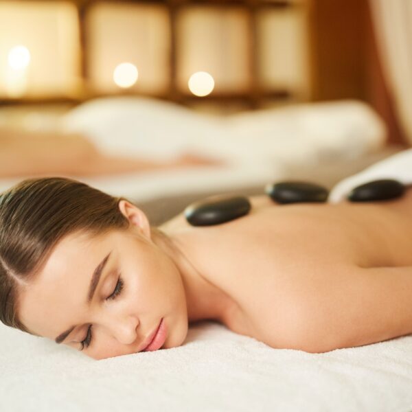 Stone massage – 50 minuti